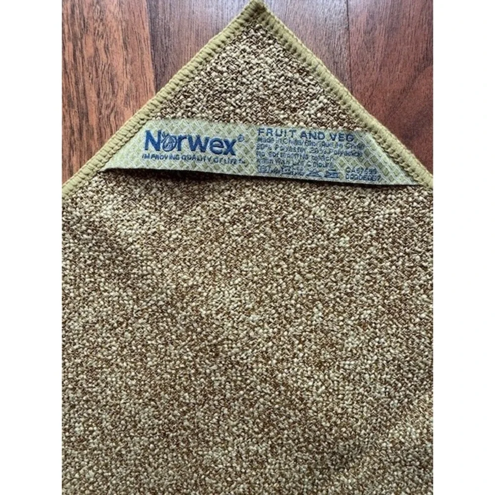 *NEW* Norwex Veggie and Fruit Scrub Cloth 12.6